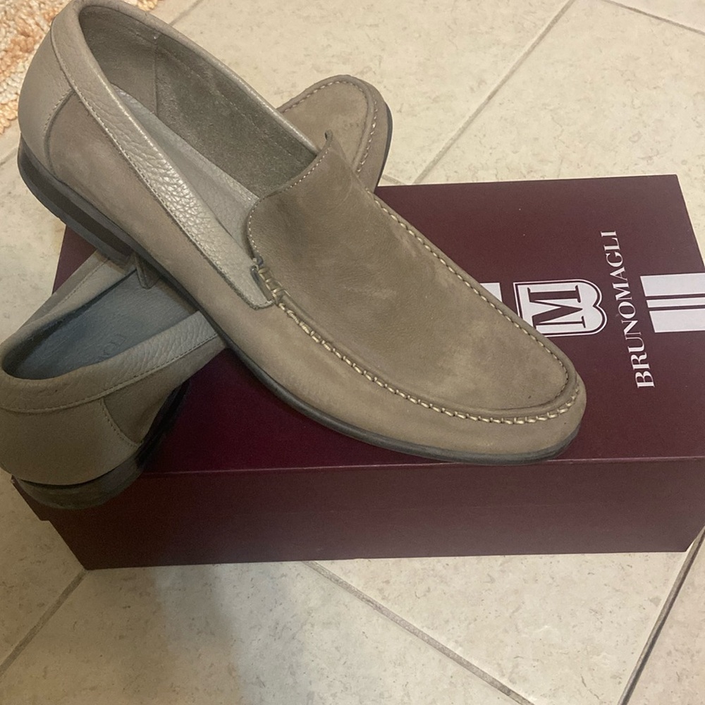 Bruno Magli Mens loafers